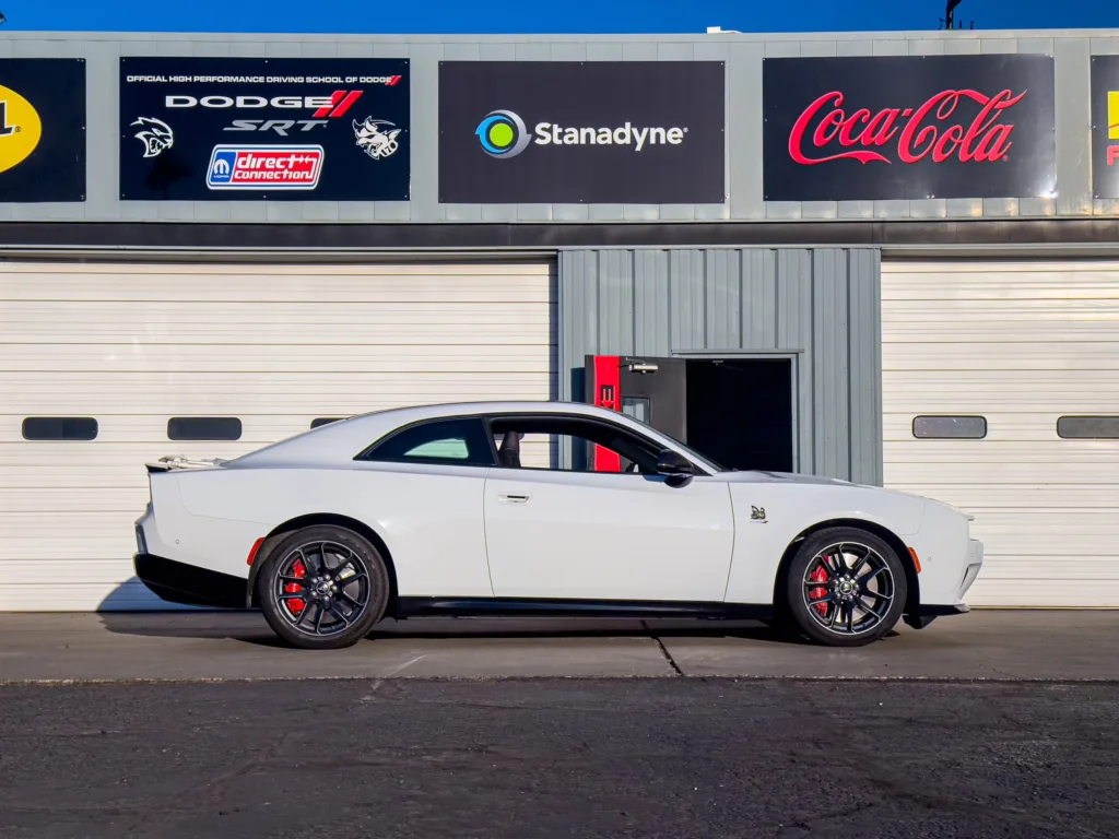 2025 Dodge Charger Daytona 2 scaled 1